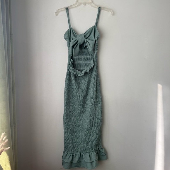 Pinkblush Mable Green Gingham Smocked Fitted Self-Tie Maternity Midi Dress S - Picture 8 of 11